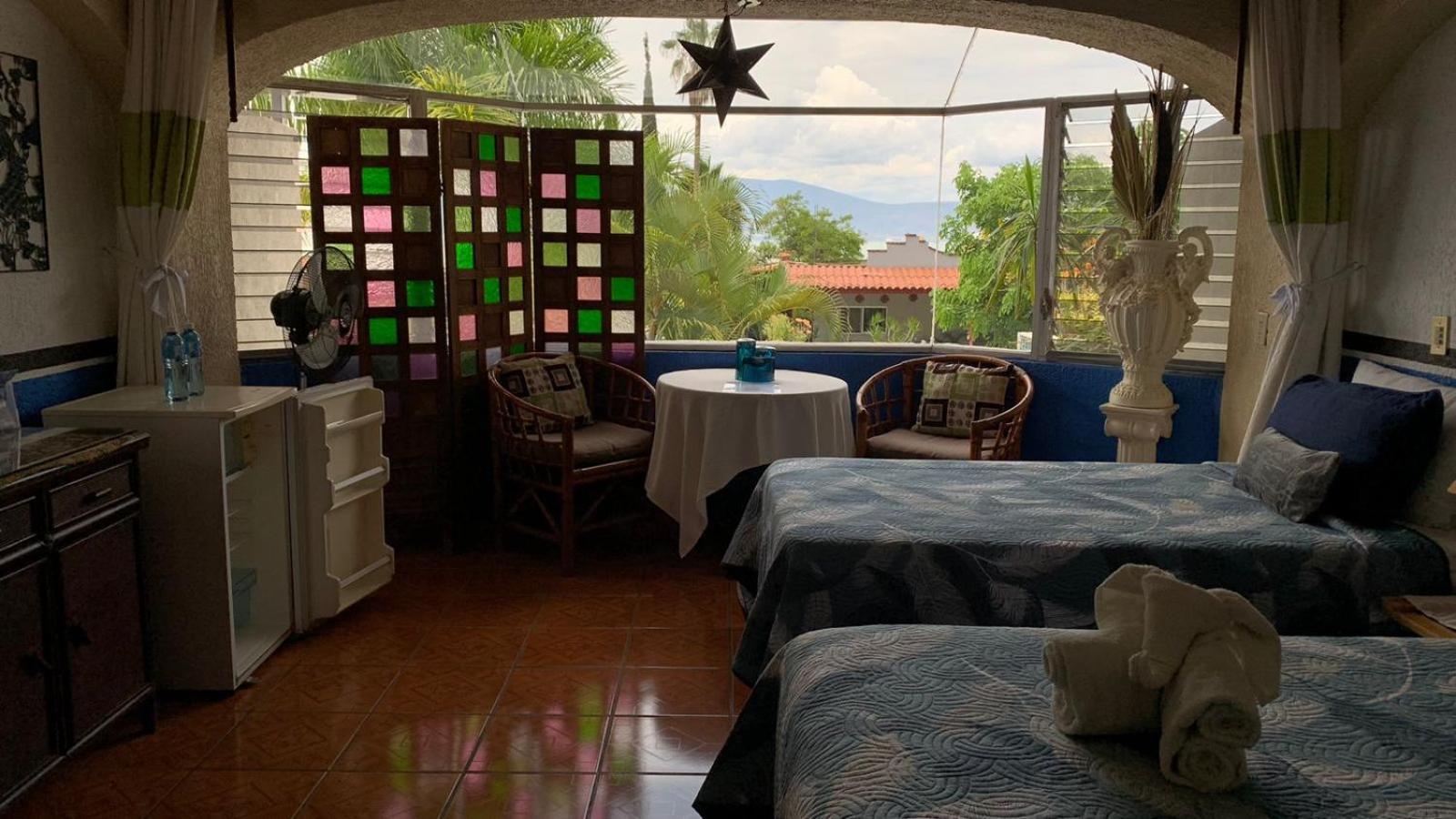 Casa De La Abuela Panzió Ajijic Kültér fotó