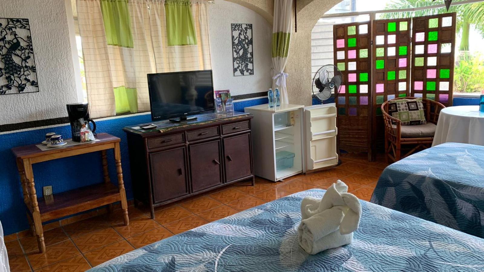 Casa De La Abuela Panzió Ajijic Kültér fotó