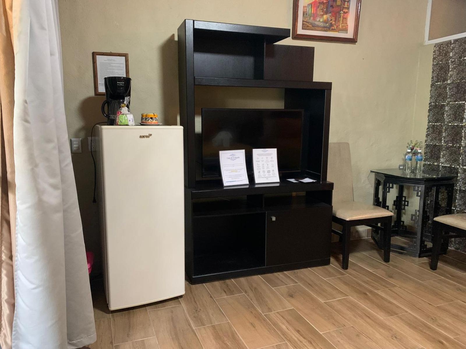 Casa De La Abuela Panzió Ajijic Kültér fotó
